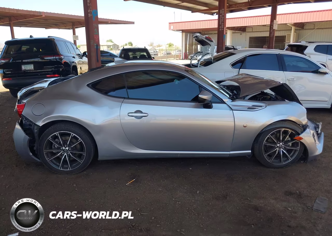 2017 Toyota 86 VIN:JF1ZNAA1XH8704828 - 13