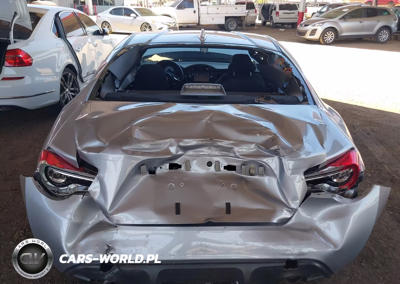 2017 Toyota 86 VIN:JF1ZNAA1XH8704828 - 6