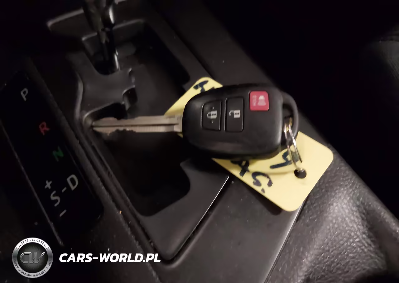 2017 Toyota Rav4 Le VIN:2T3BFREV3HW678202 - 11