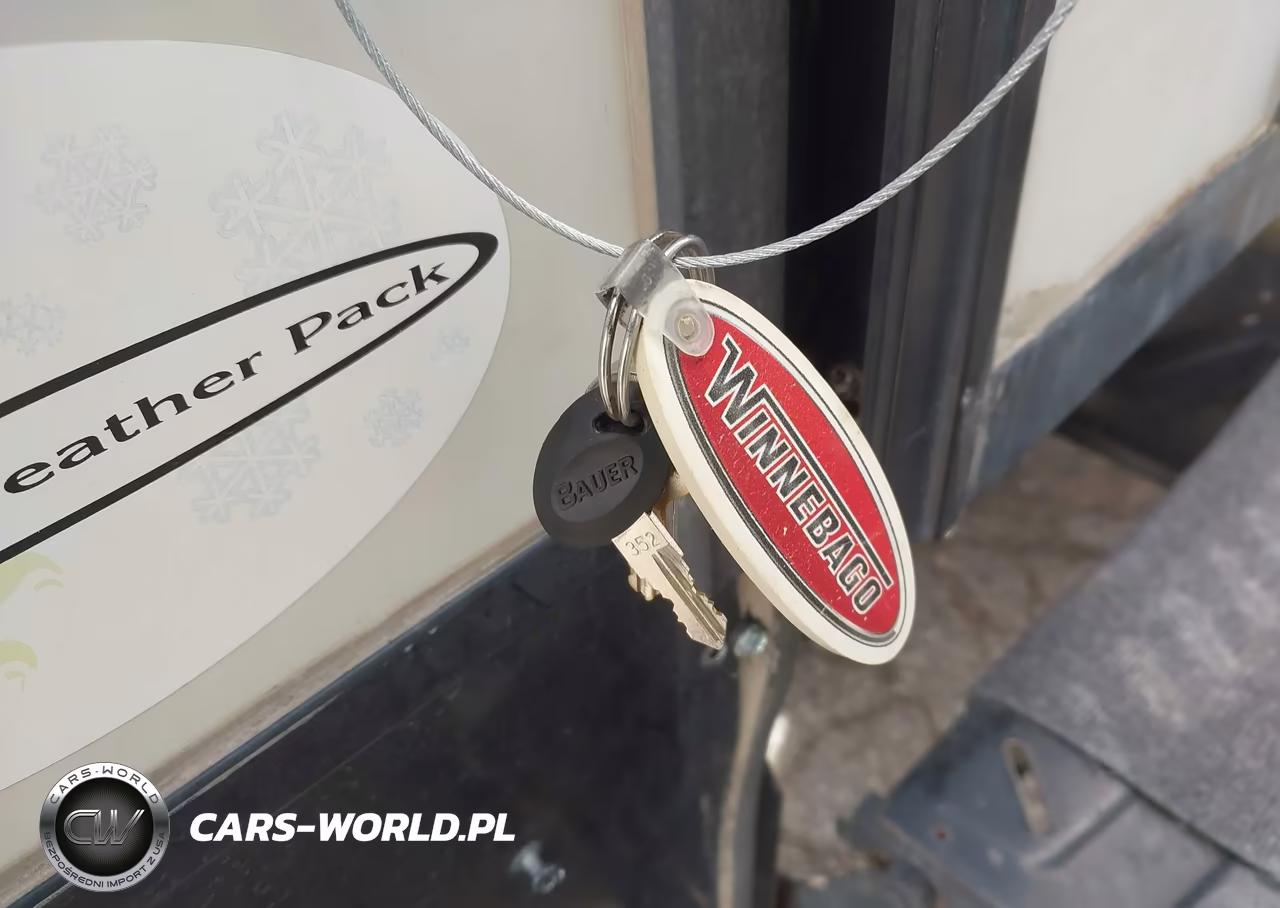 2015 Winnebago Other VIN:54CB12Y28F1V11272 - 11