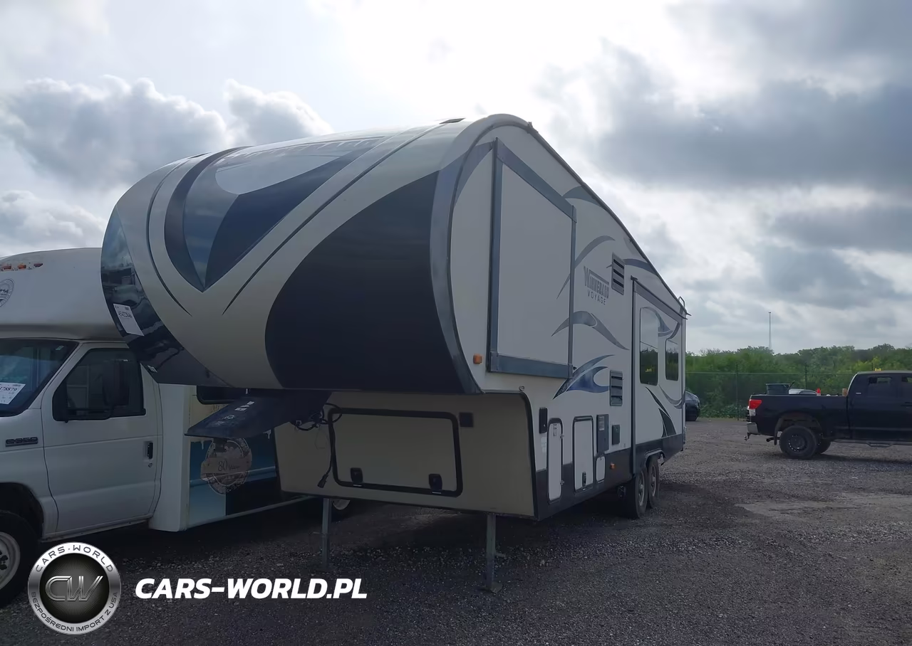2015 Winnebago Other VIN:54CB12Y28F1V11272 - 2
