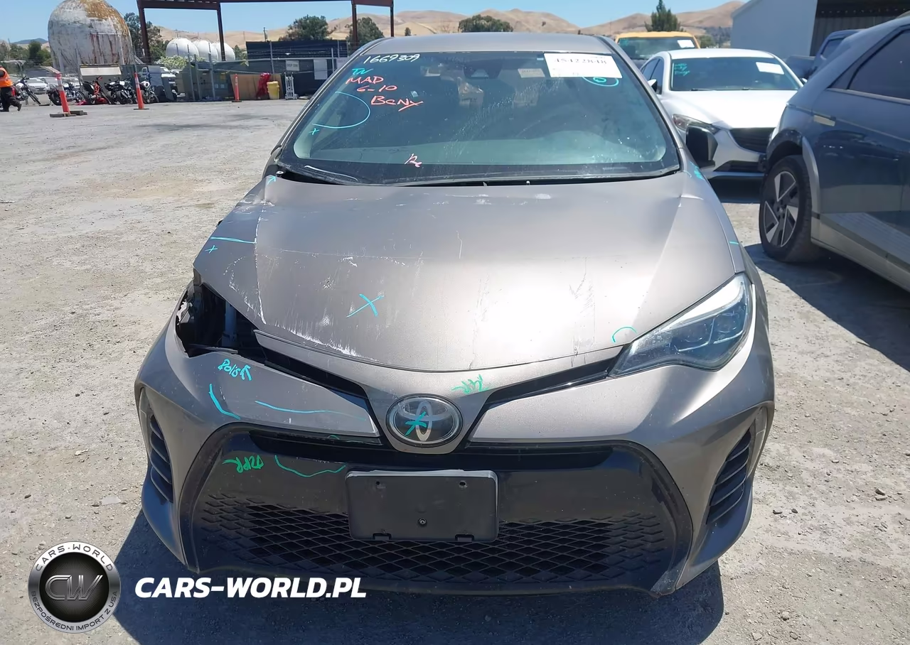 2017 Toyota Corolla Se VIN:5YFBURHE0HP687385 - 13