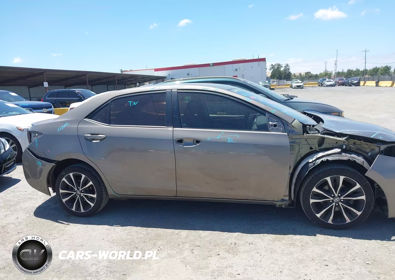 2017 Toyota Corolla Se VIN:5YFBURHE0HP687385 - 14