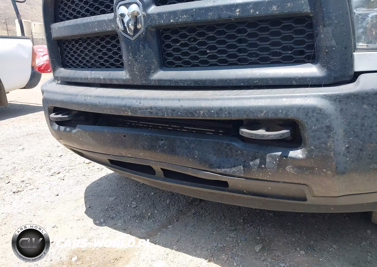 2017 Ram 3500 Chassis Tradesman-Slt-Laramie VIN:3C7WRTCLXHG615222 - 11