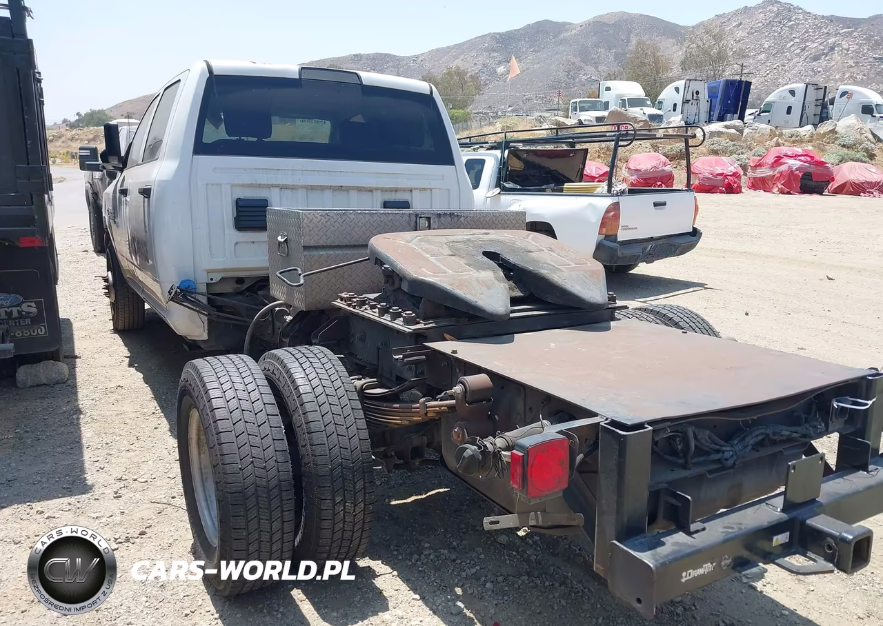 2017 Ram 3500 Chassis Tradesman-Slt-Laramie VIN:3C7WRTCLXHG615222 - 3