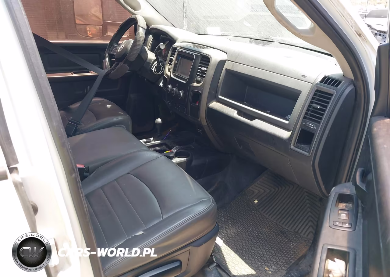 2017 Ram 3500 Chassis Tradesman-Slt-Laramie VIN:3C7WRTCLXHG615222 - 7