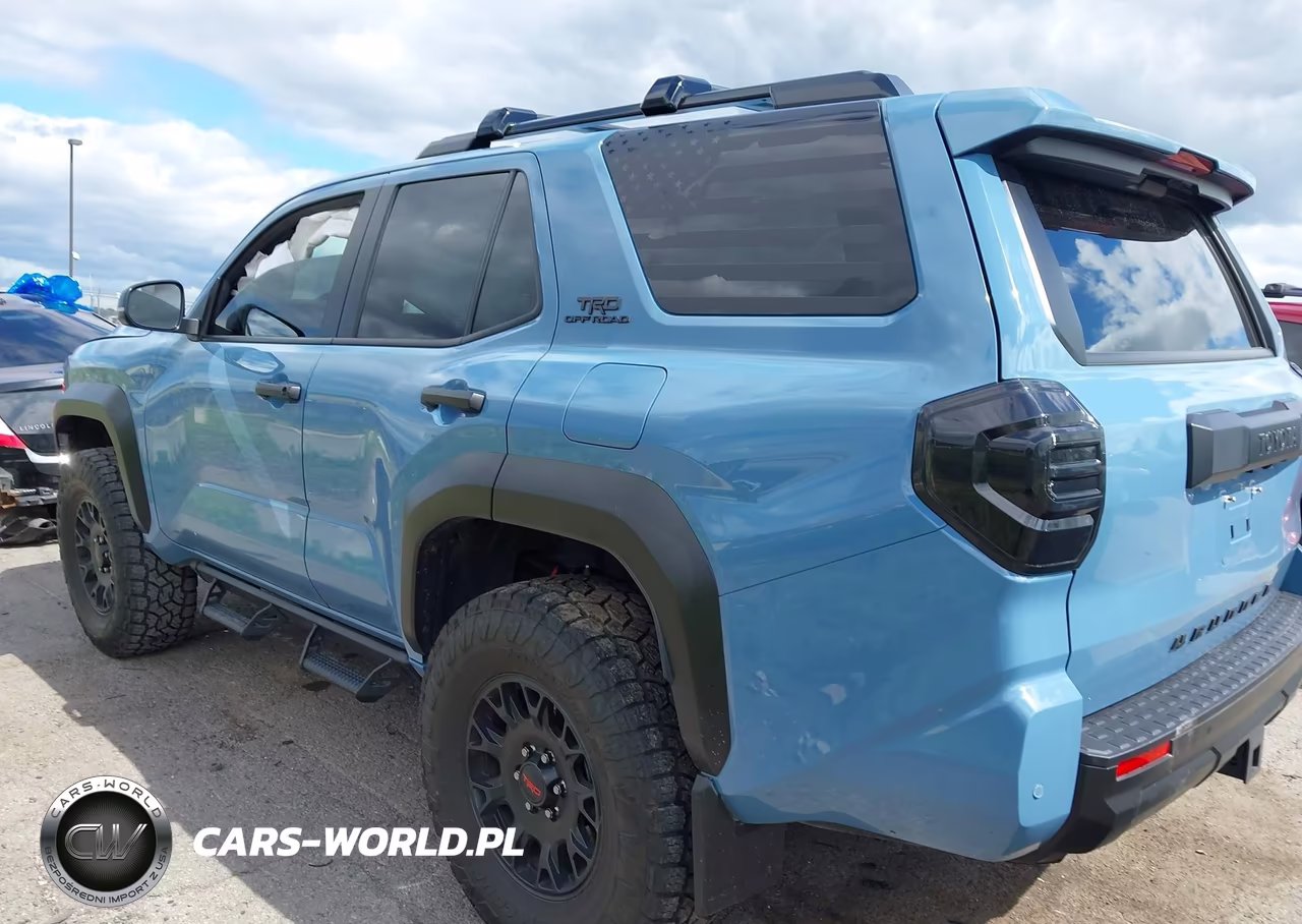 2025 Toyota 4Runner Trd Off Road VIN:JTEVA5BR0S5012761 - 3