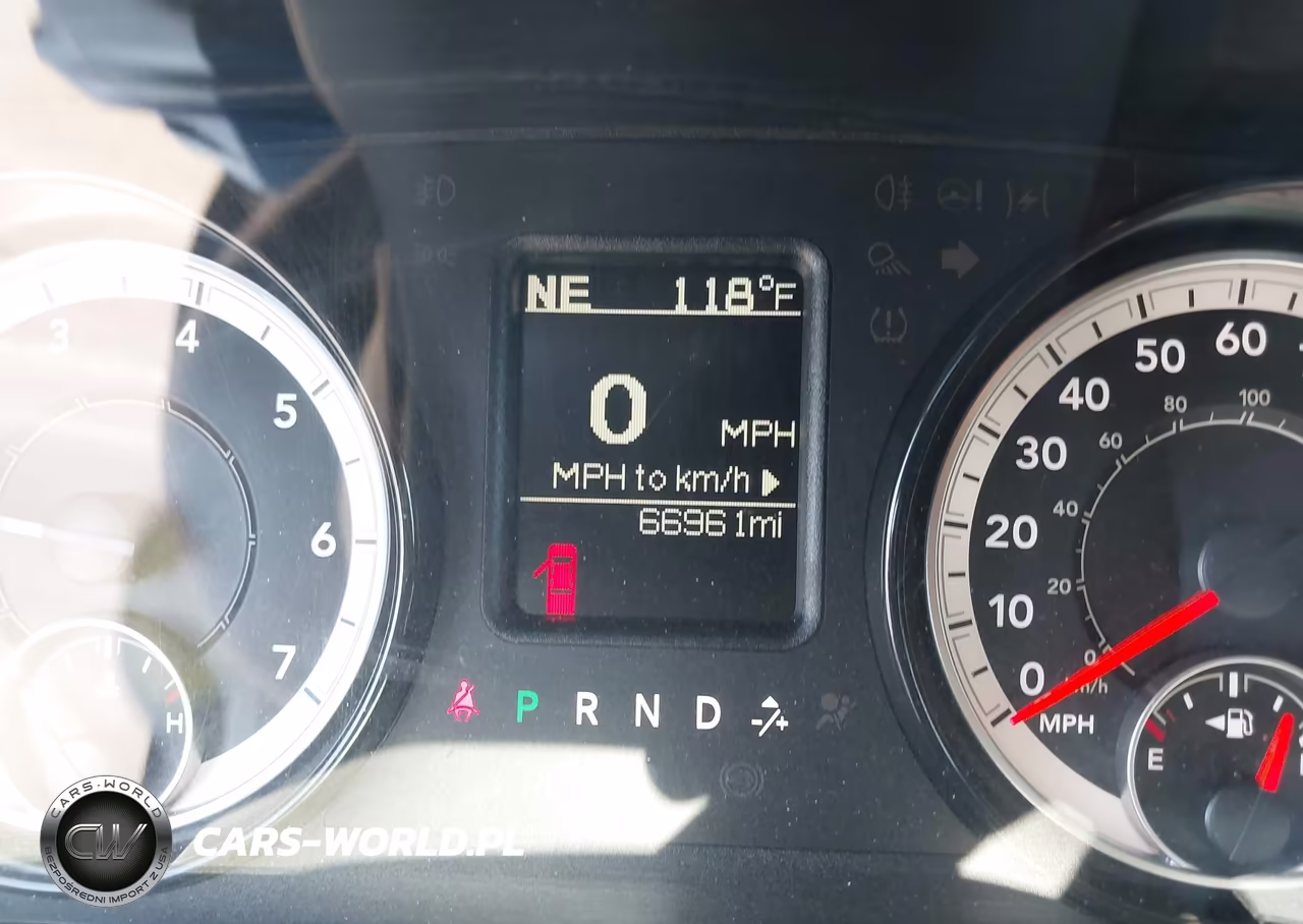 2019 Ram 1500 Classic Tradesman 4X4 5'7 Box VIN:1C6RR7KG0KS645455 - 18