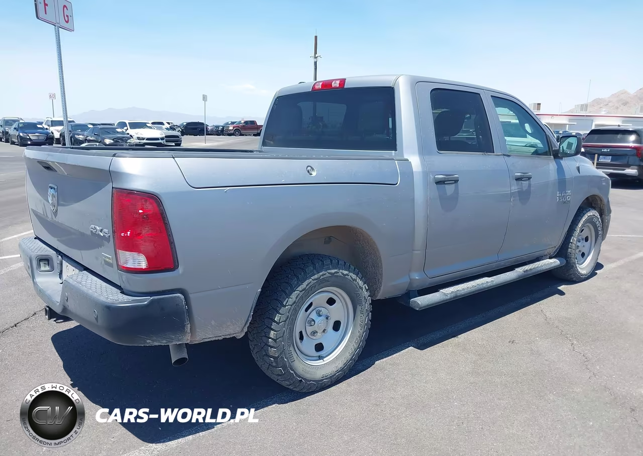 2019 Ram 1500 Classic Tradesman 4X4 5'7 Box VIN:1C6RR7KG0KS645455 - 4