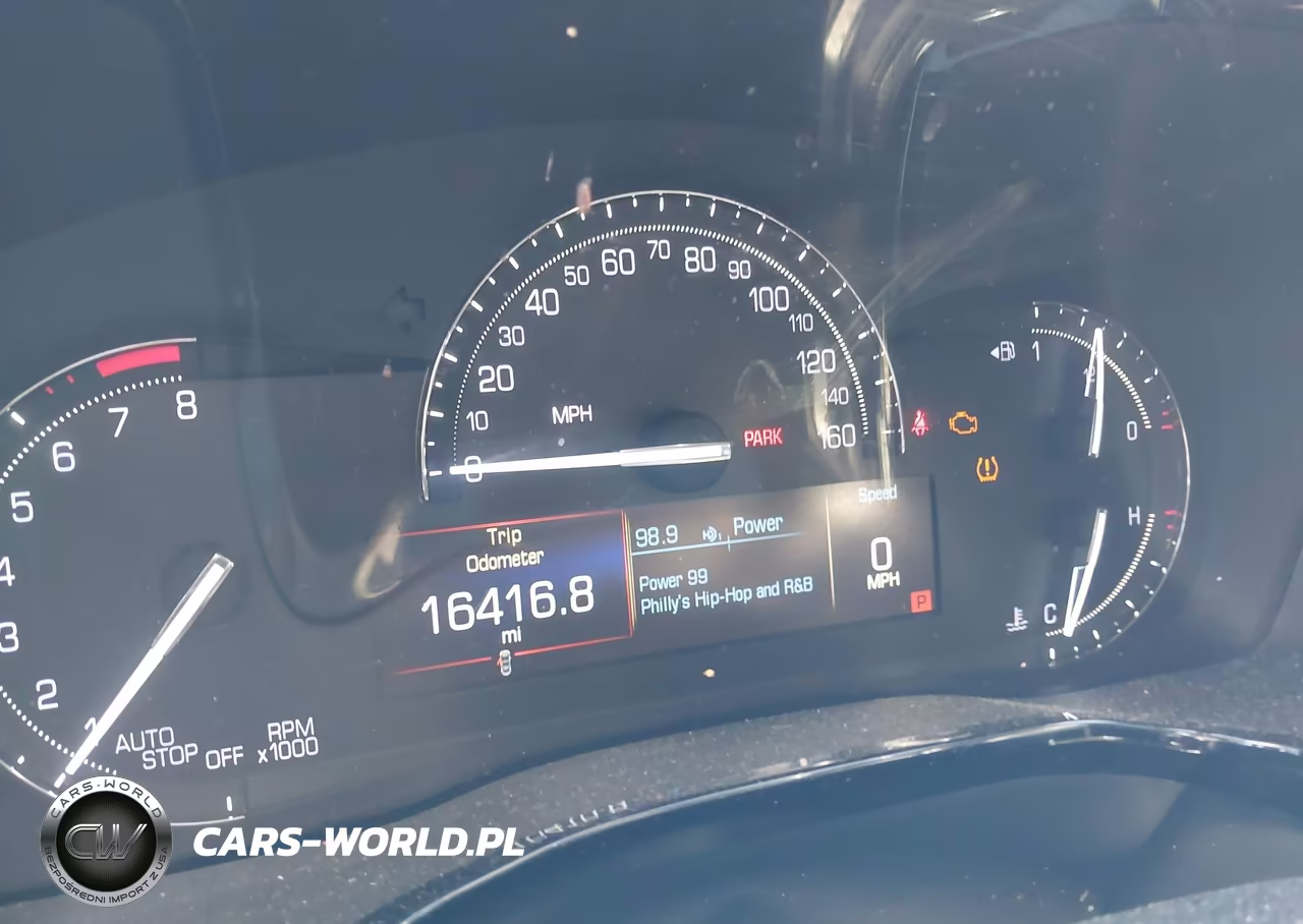 2018 Cadillac Xt5 Luxury VIN:1GYKNCRSXJZ136076 - 16