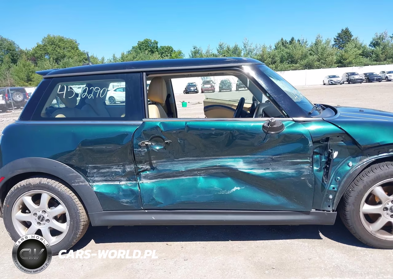2010 Mini Cooper S VIN:WMWMF7C59ATW89050 - 18