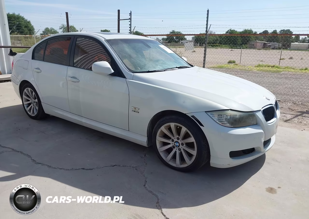 2011 BMW 328I xDrive – zdjęcie 1 z 11