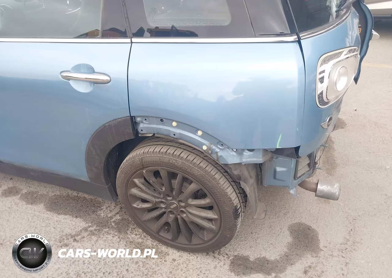 2017 Mini Clubman Cooper S VIN:WMWLU5C53H2E83487 - 18