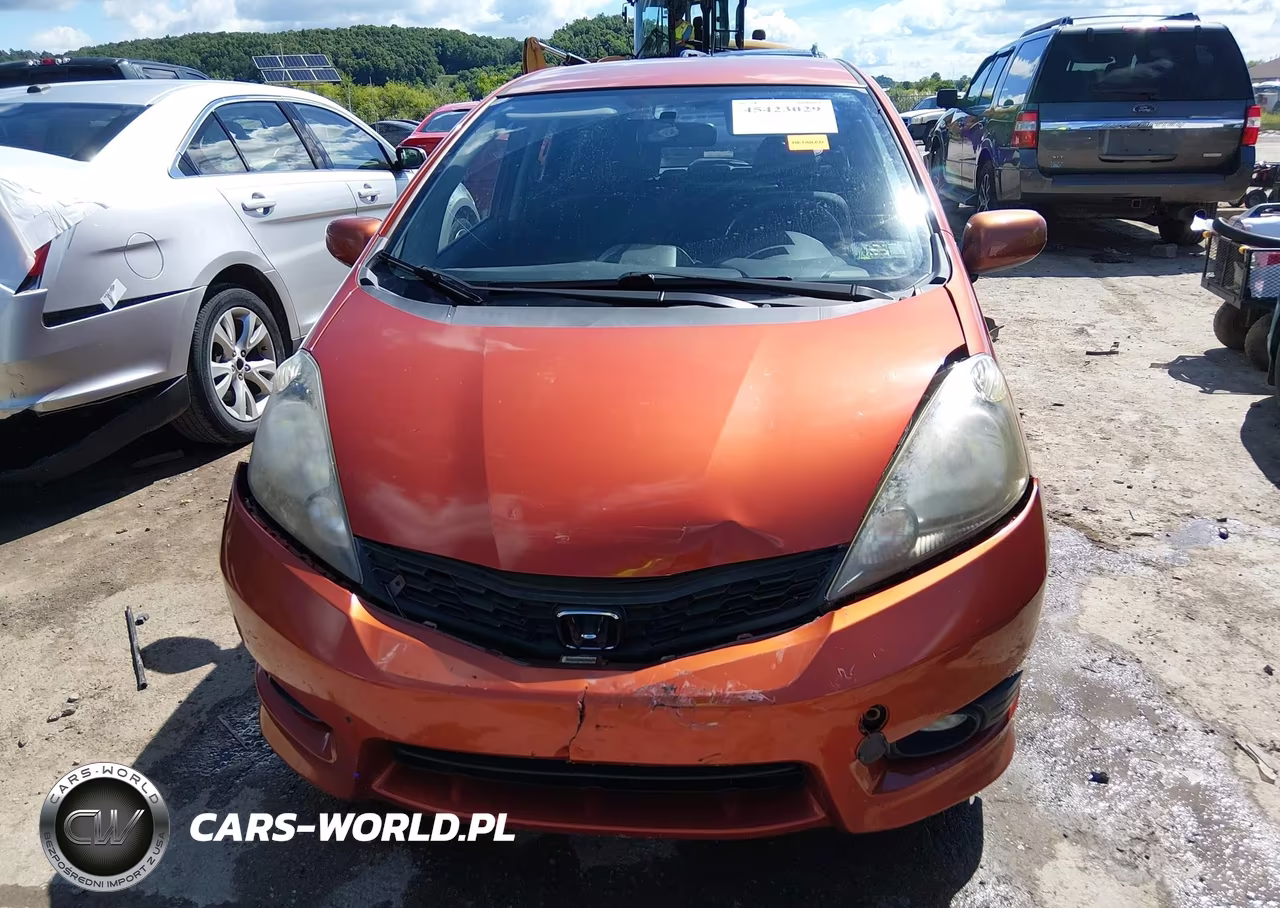 2012 Honda Fit Sport VIN:JHMGE8H5XCC007537 - 13