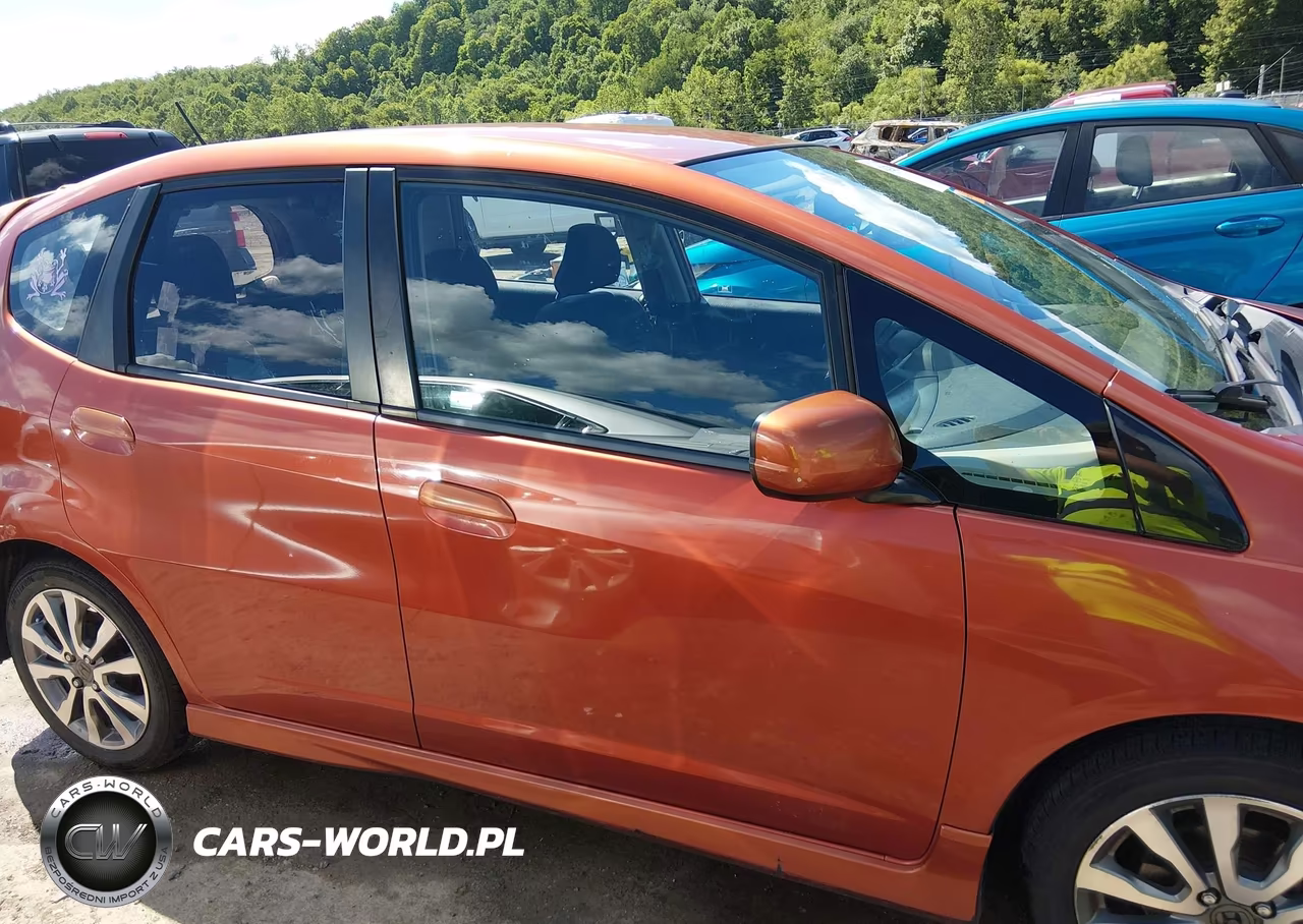 2012 Honda Fit Sport VIN:JHMGE8H5XCC007537 - 14