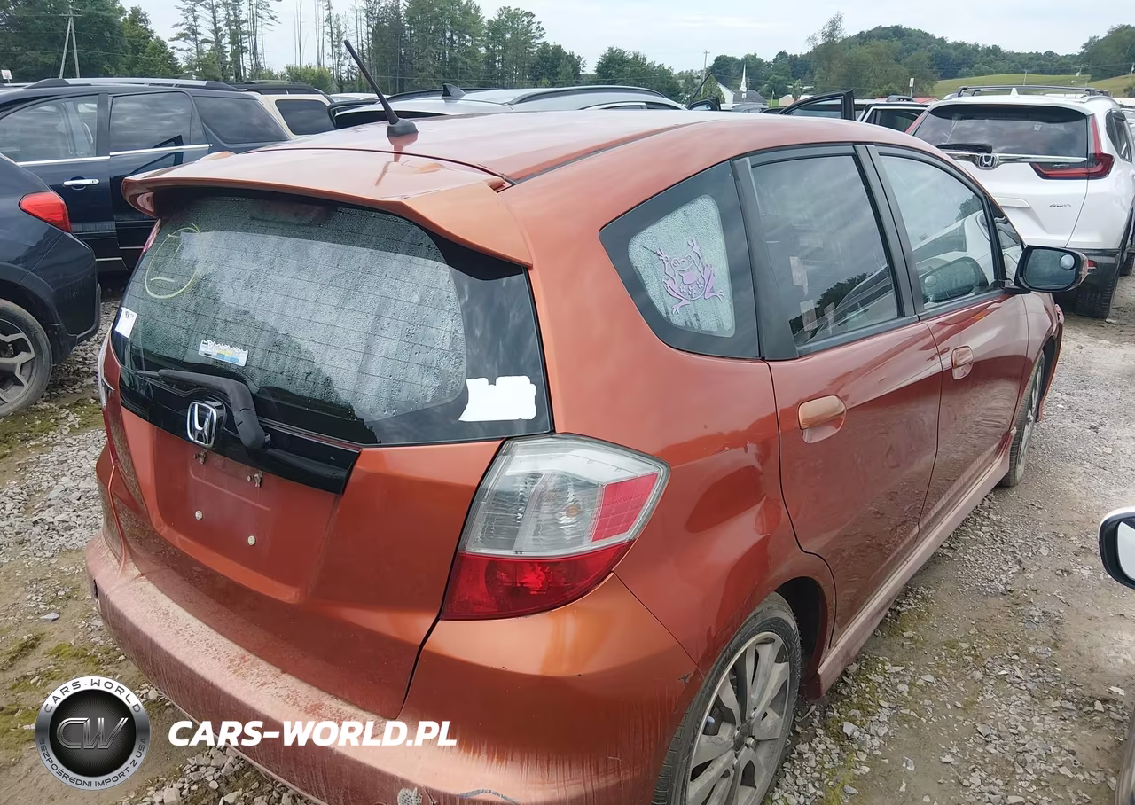 2012 Honda Fit Sport VIN:JHMGE8H5XCC007537 - 4