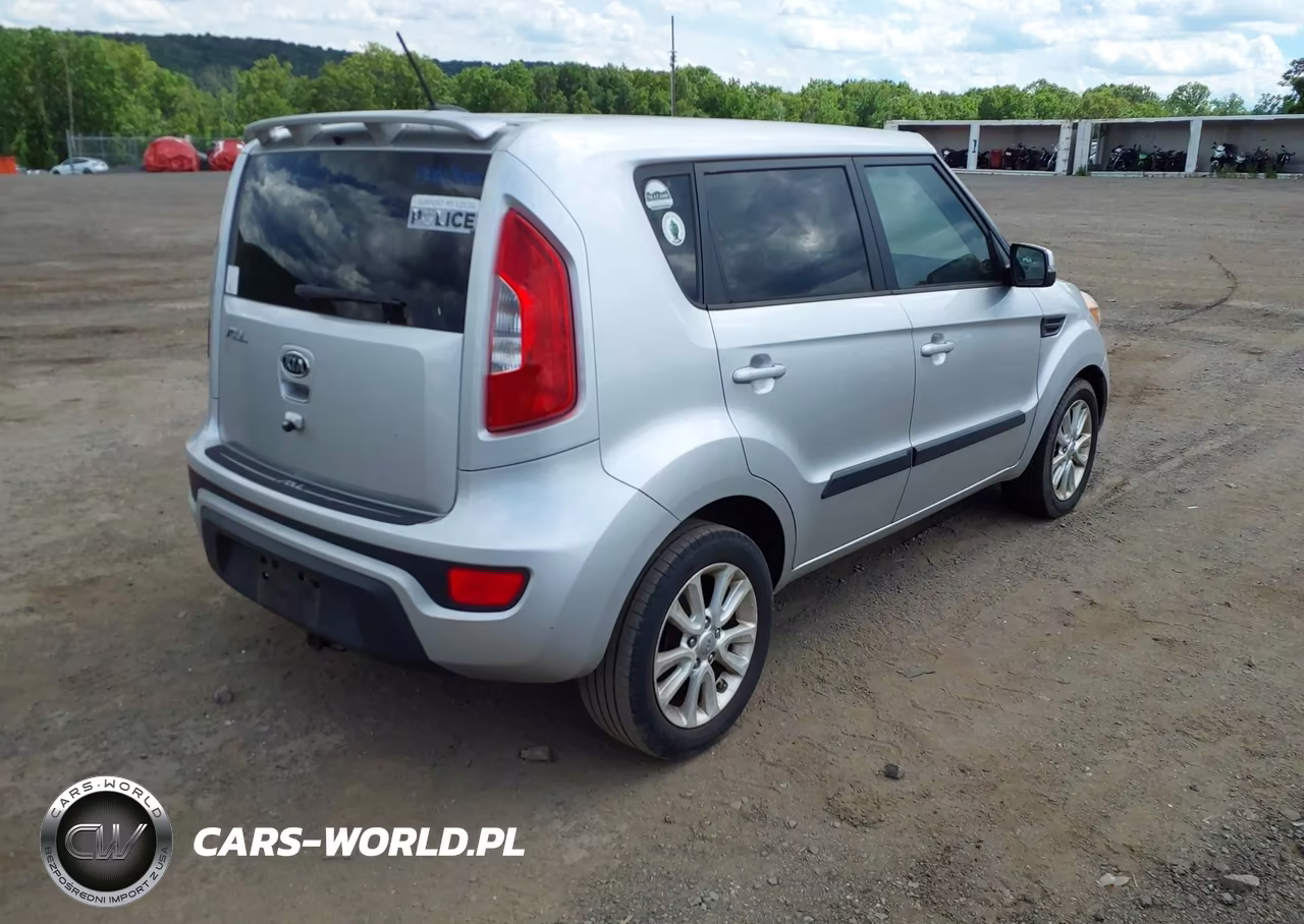 2012 Kia Soul + VIN:KNDJT2A62C7365429 - 4