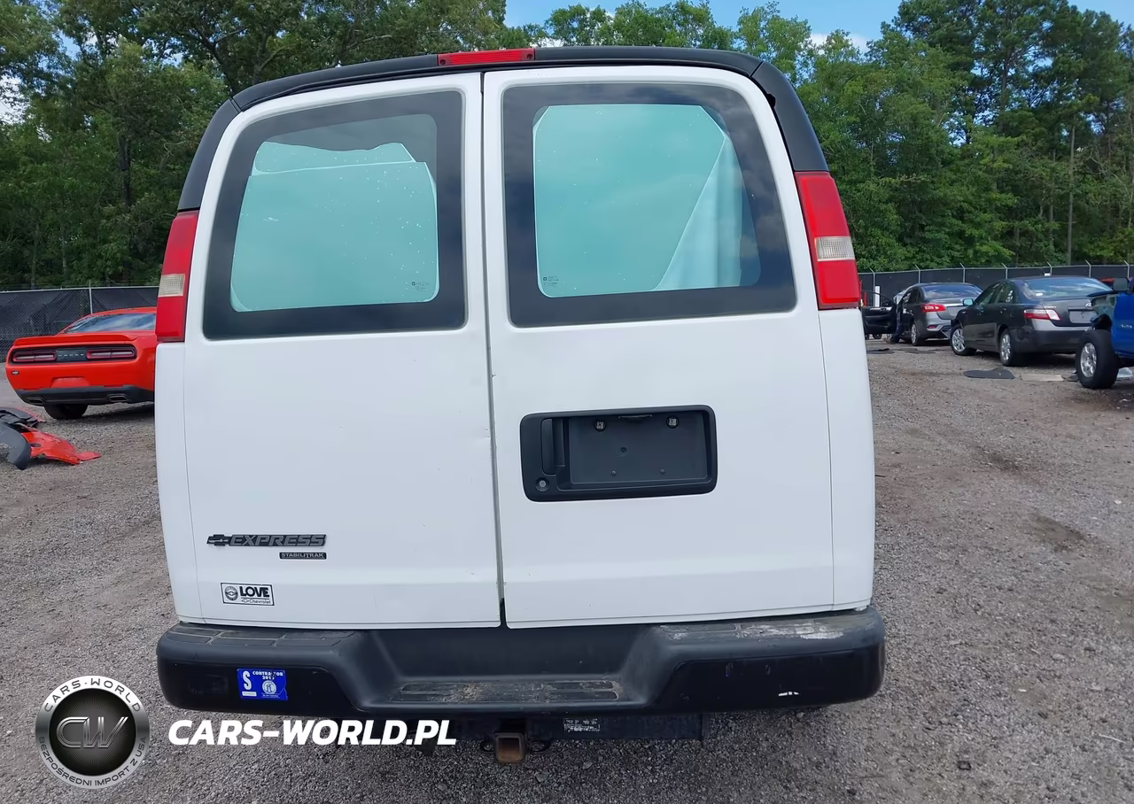2016 Chevrolet Express 2500 Work Van VIN:1GCWGBFG6G1229745 - 17