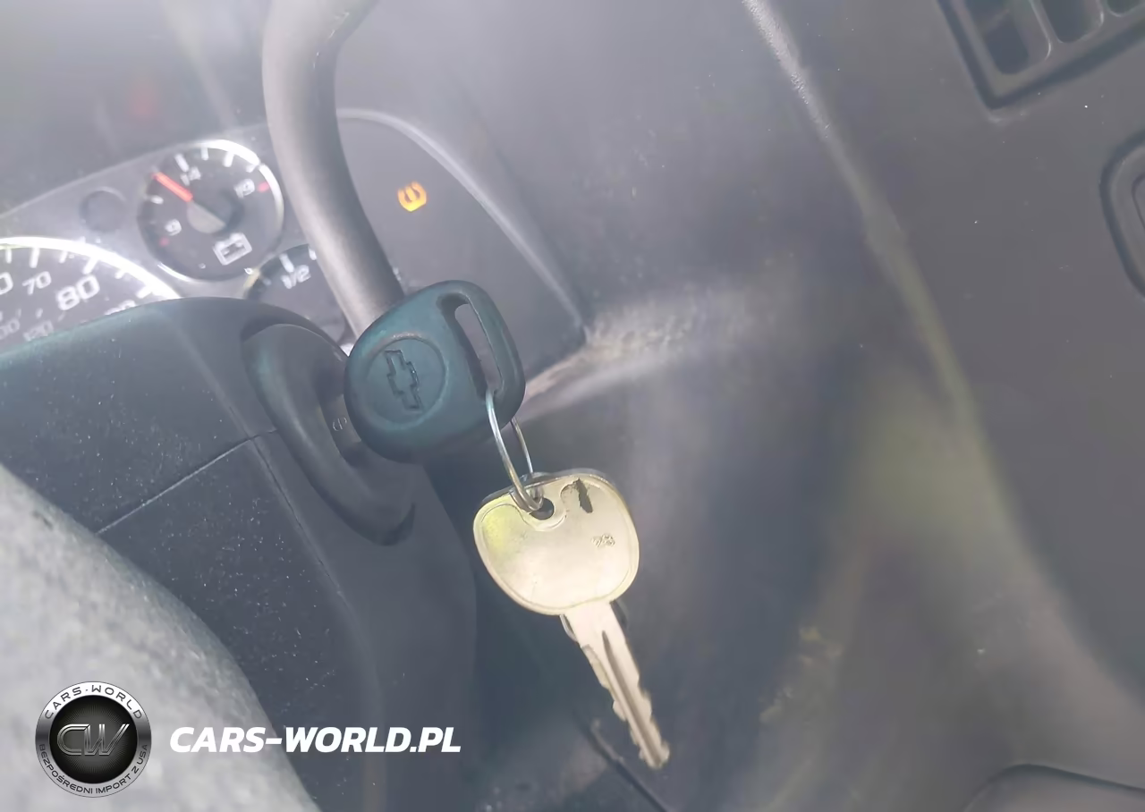 2010 Chevrolet Express 2500 Work Van VIN:1GCZGFDA8A1160292 - 11