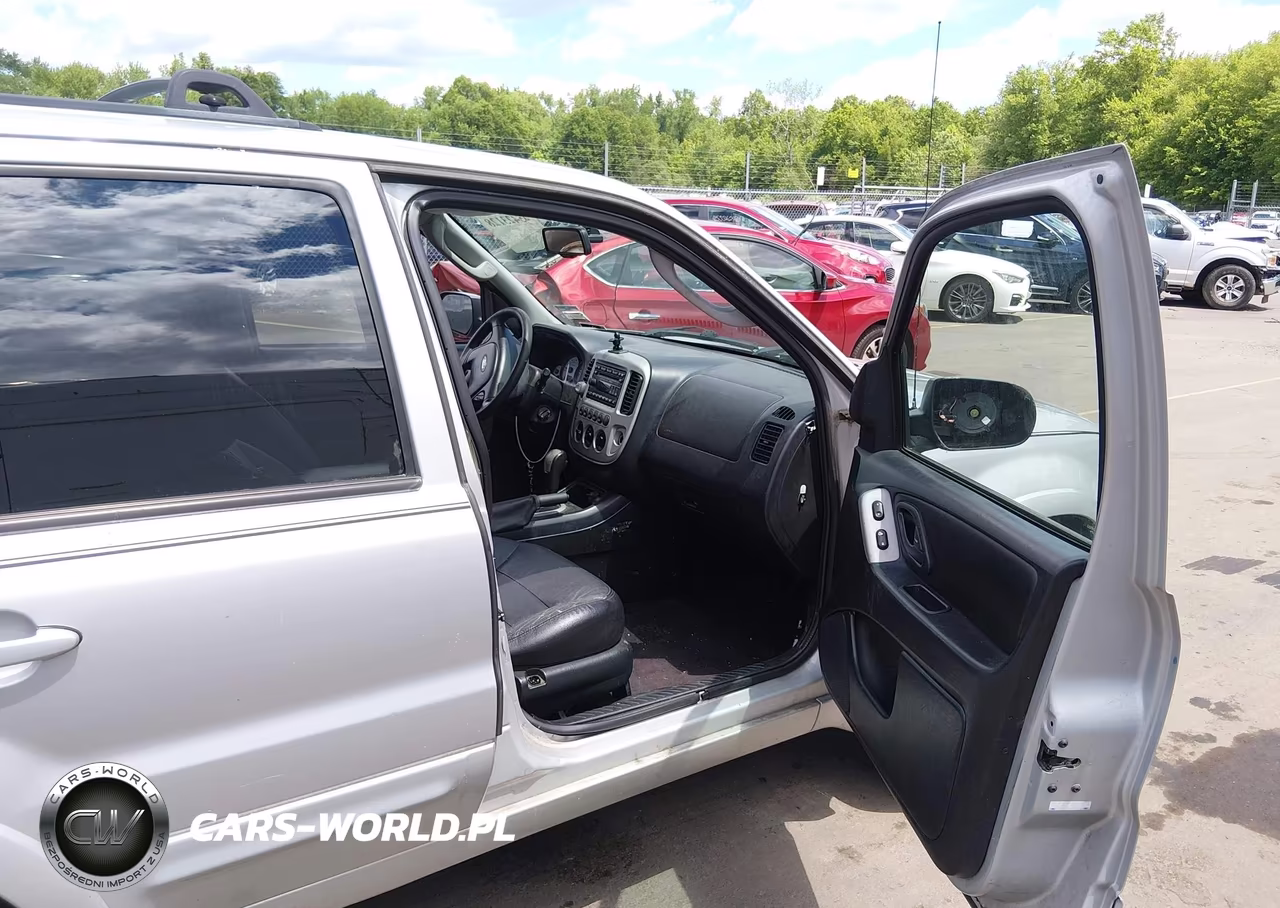 2007 Ford Escape Limited VIN:1FMCU94177KB51002 - 5