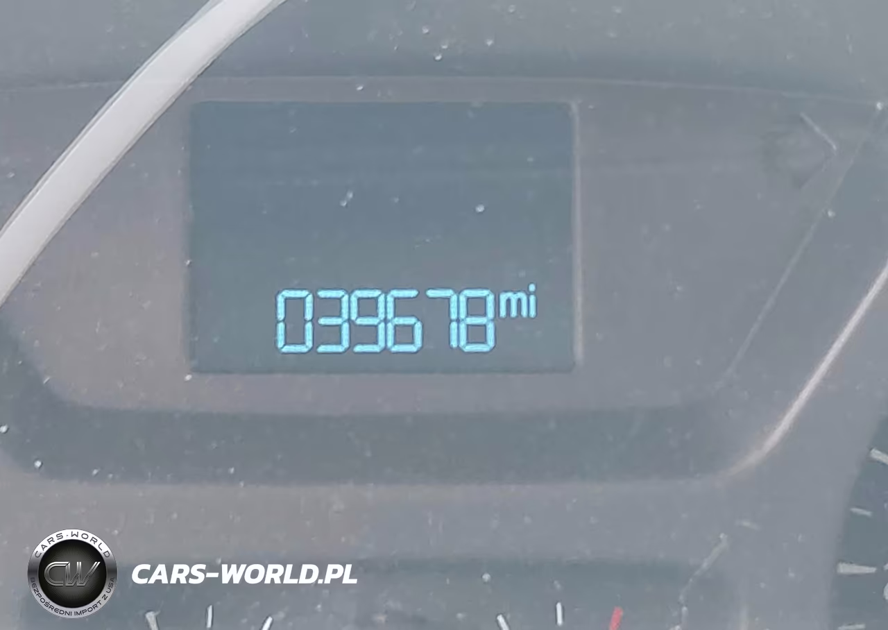 2019 Ford Transit-250 VIN:1FTYR2CMXKKB74944 - 16