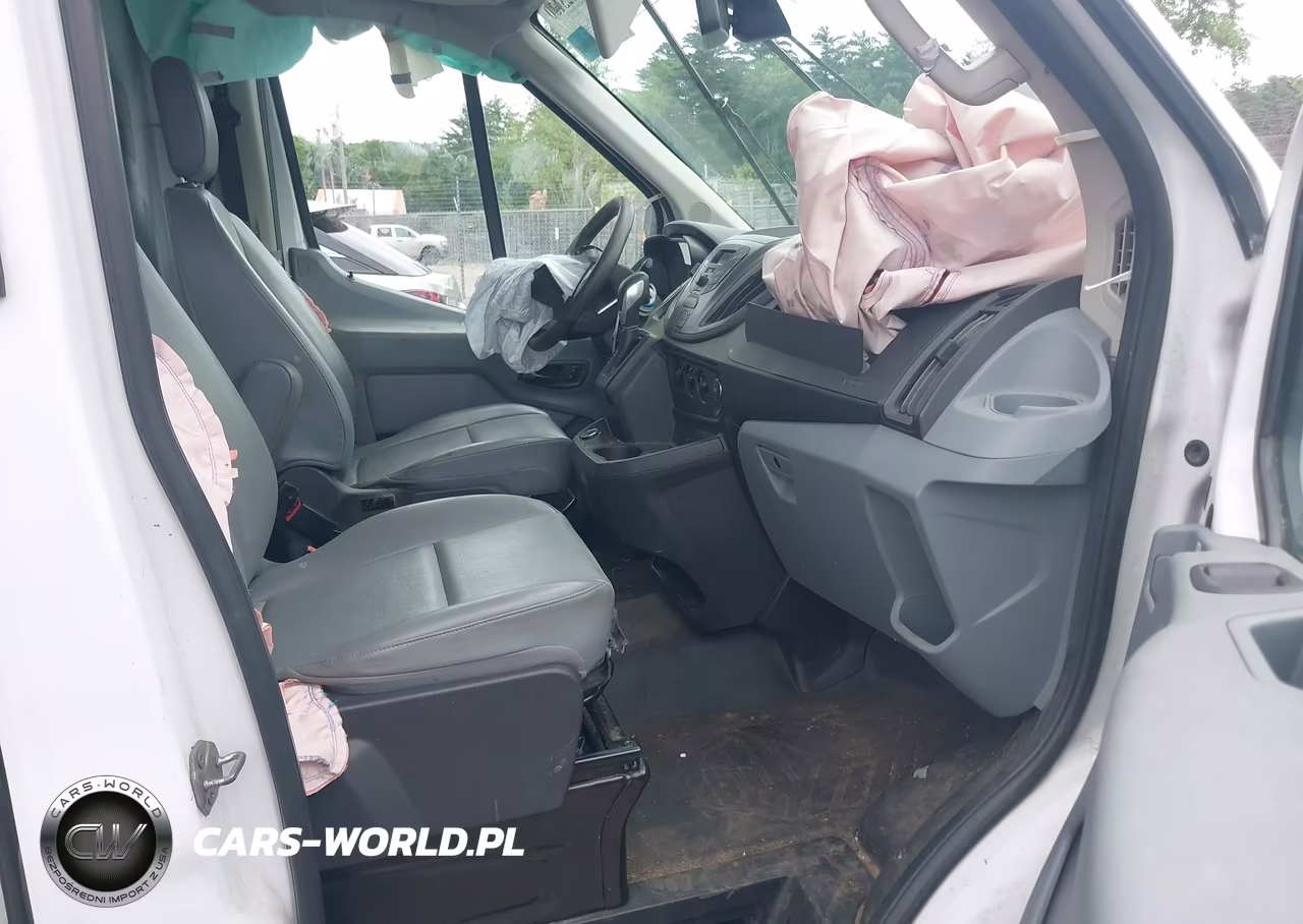 2019 Ford Transit-250 VIN:1FTYR2CMXKKB74944 - 5