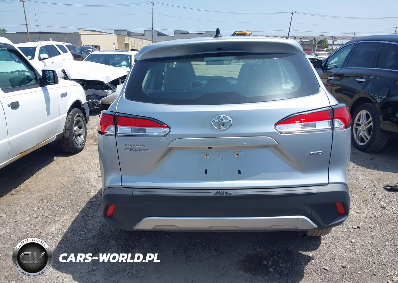 2023 Toyota Corolla Cross L VIN:7MUAAABG7PV057732 - 17