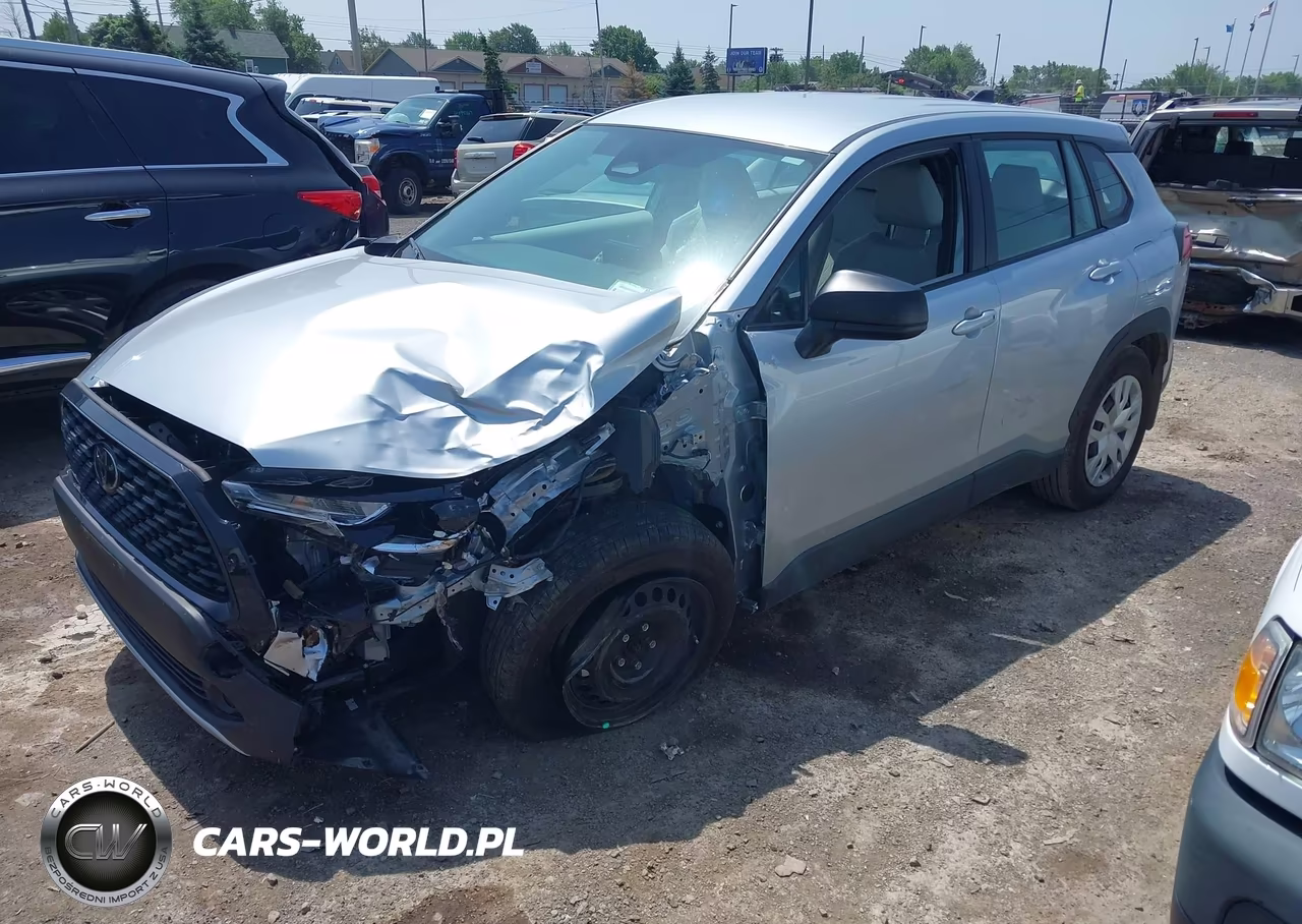 2023 Toyota Corolla Cross L VIN:7MUAAABG7PV057732 - 2