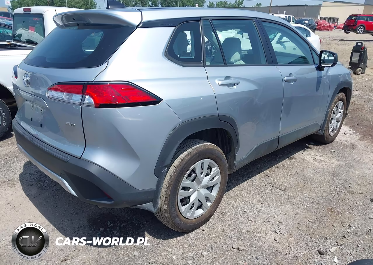 2023 Toyota Corolla Cross L VIN:7MUAAABG7PV057732 - 4