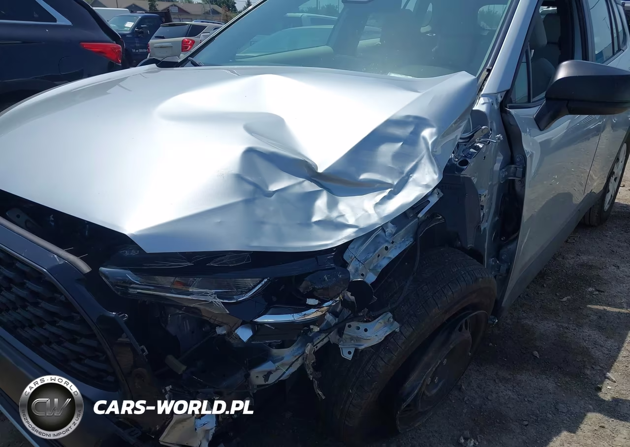 2023 Toyota Corolla Cross L VIN:7MUAAABG7PV057732 - 6