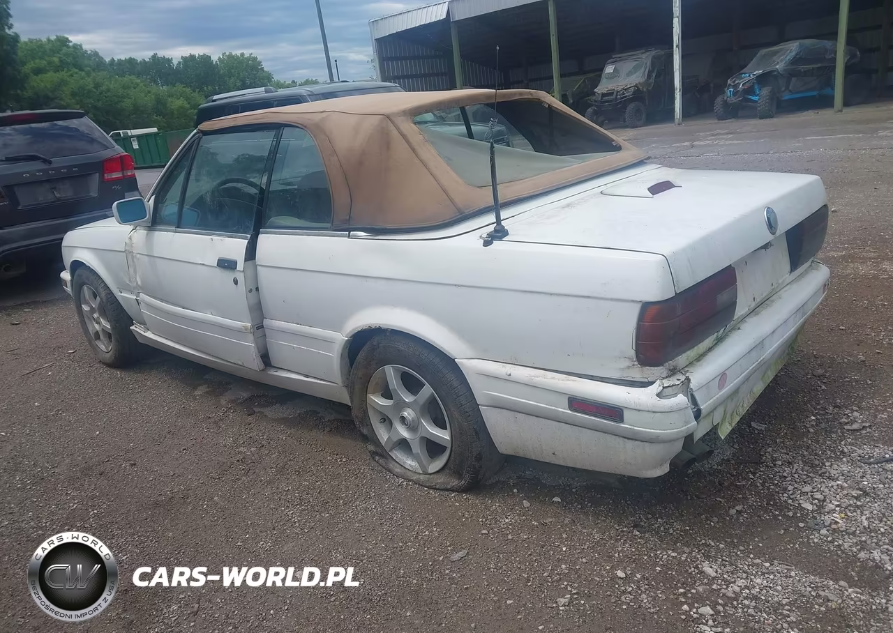 1992 BMW 325 Ic Automatic VIN:WBABB2311NEC29350 - 3