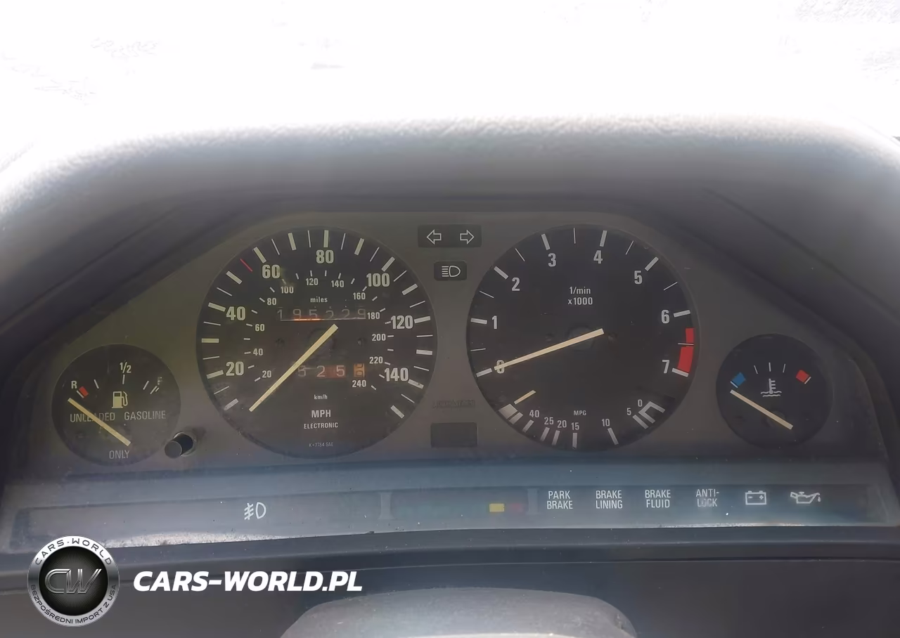 1992 BMW 325 Ic Automatic VIN:WBABB2311NEC29350 - 7