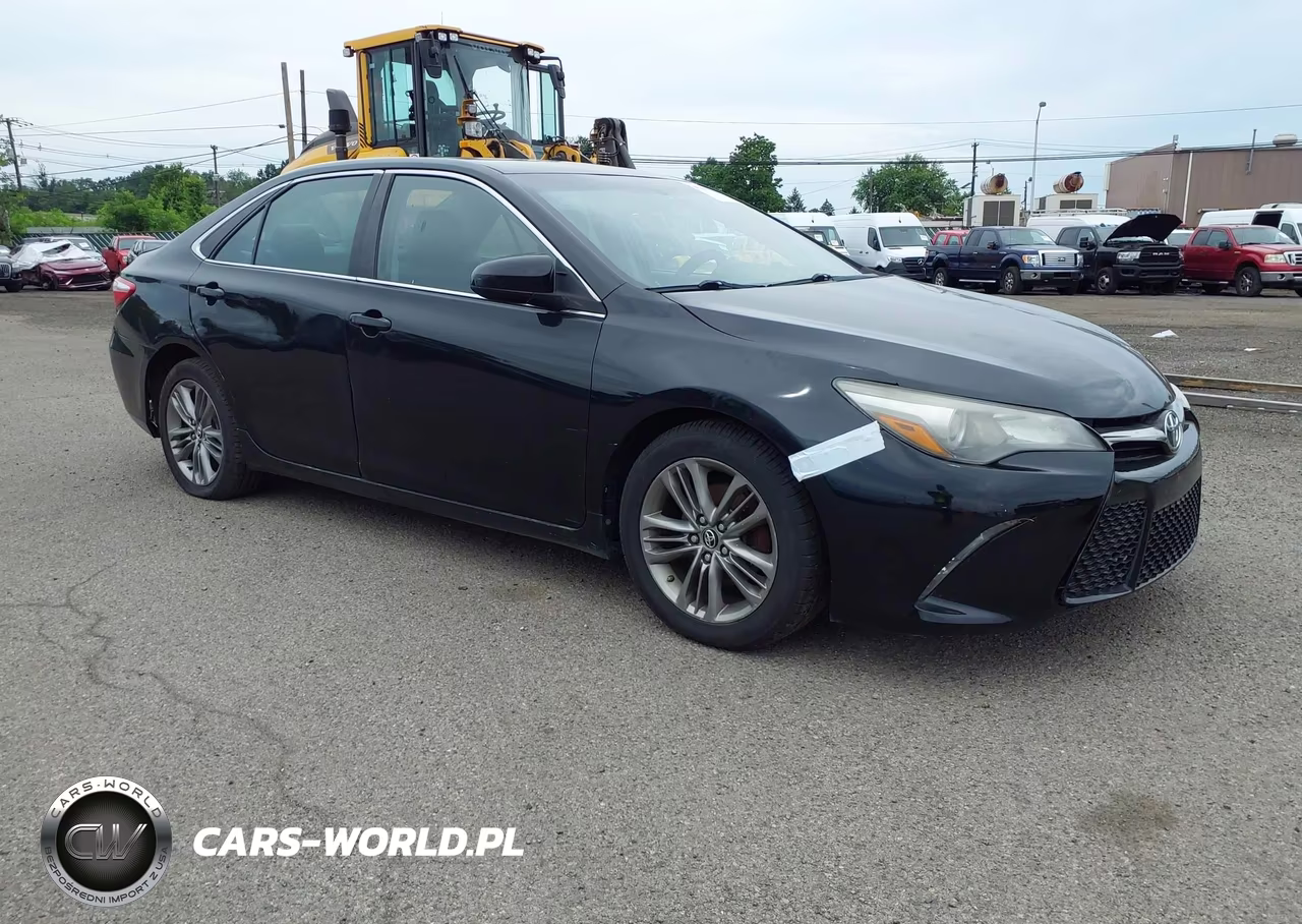 2016 Toyota Camry Se – zdjęcie 1 z 16