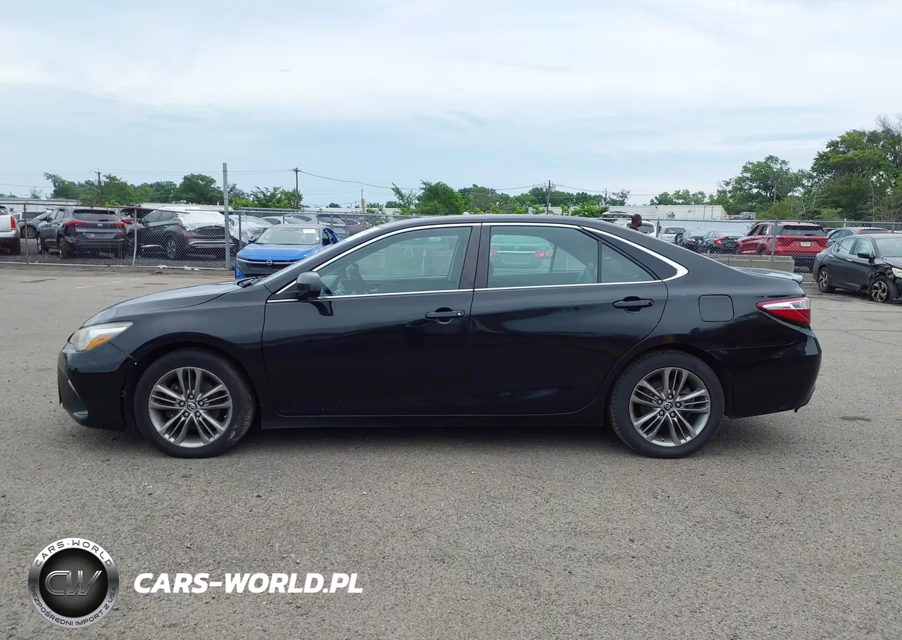 2016 Toyota Camry Se VIN:4T1BF1FK5GU128027 - 14