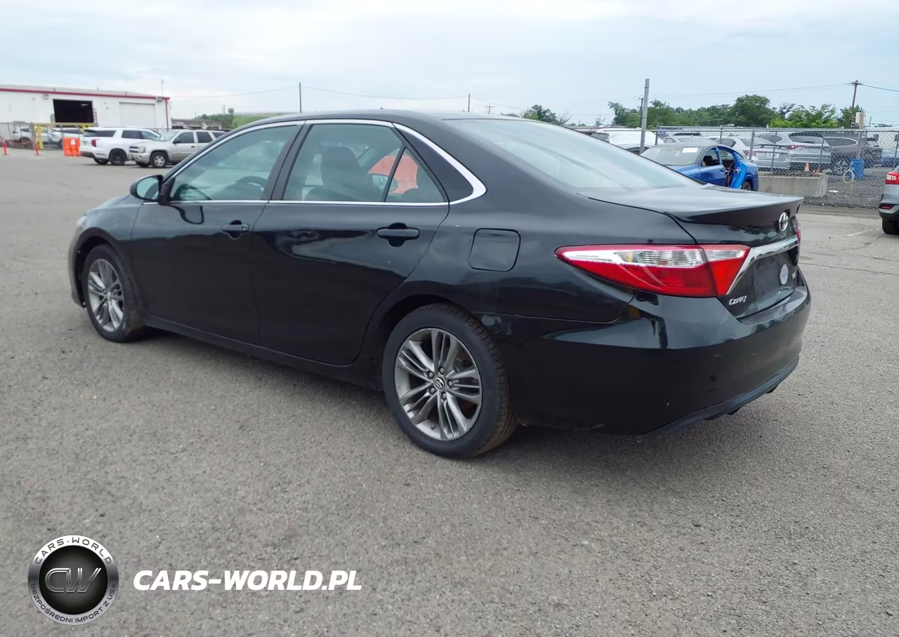 2016 Toyota Camry Se VIN:4T1BF1FK5GU128027 - 3