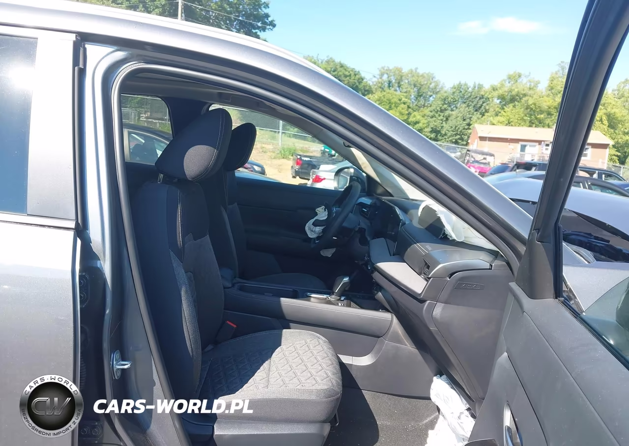 2026 Nissan Kicks Sv VIN:3N8AP6CE7TL369413 - 5