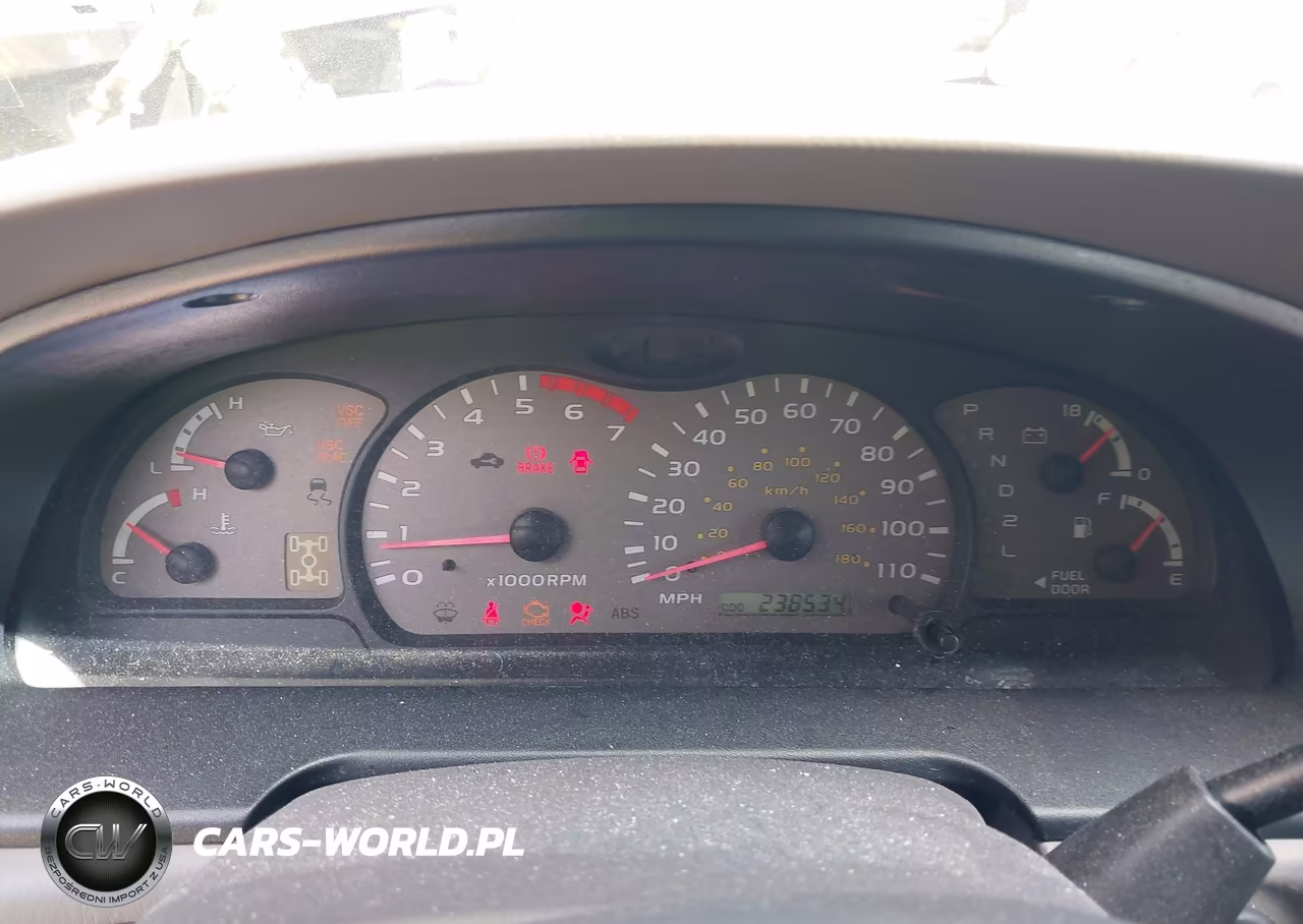 2002 Toyota Sequoia Sr5 V8 VIN:5TDBT44A42S125674 - 7