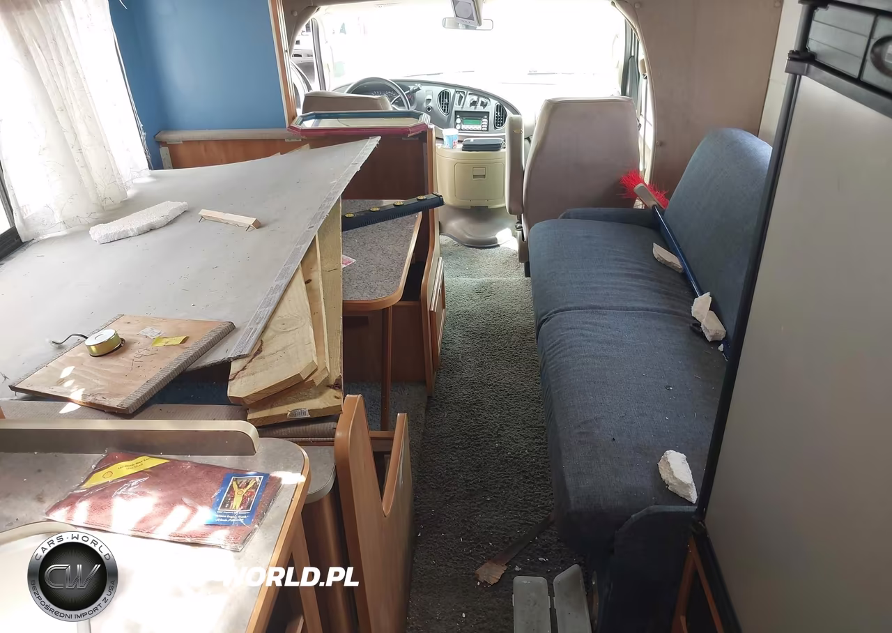 2006 Ford E-450 Cutaway VIN:1FDXE45S46HA50679 - 21