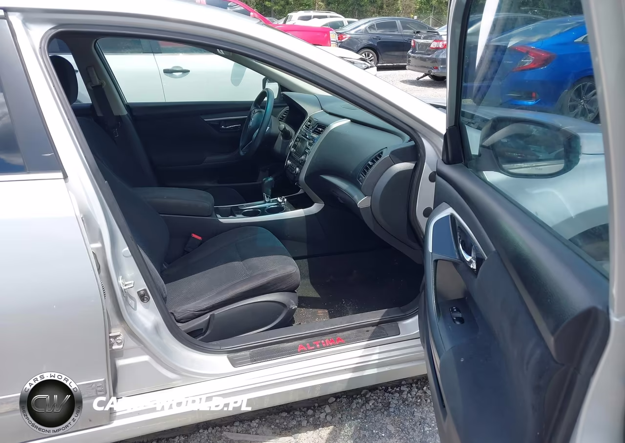 2014 Nissan Altima 2.5 S VIN:1N4AL3AP2EC404051 - 5