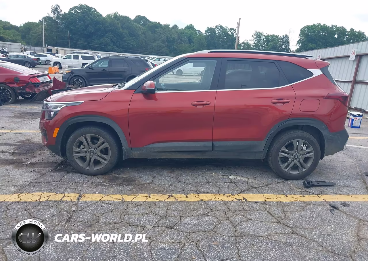 2021 Kia Seltos S VIN:KNDEU2AAXM7215069 - 14