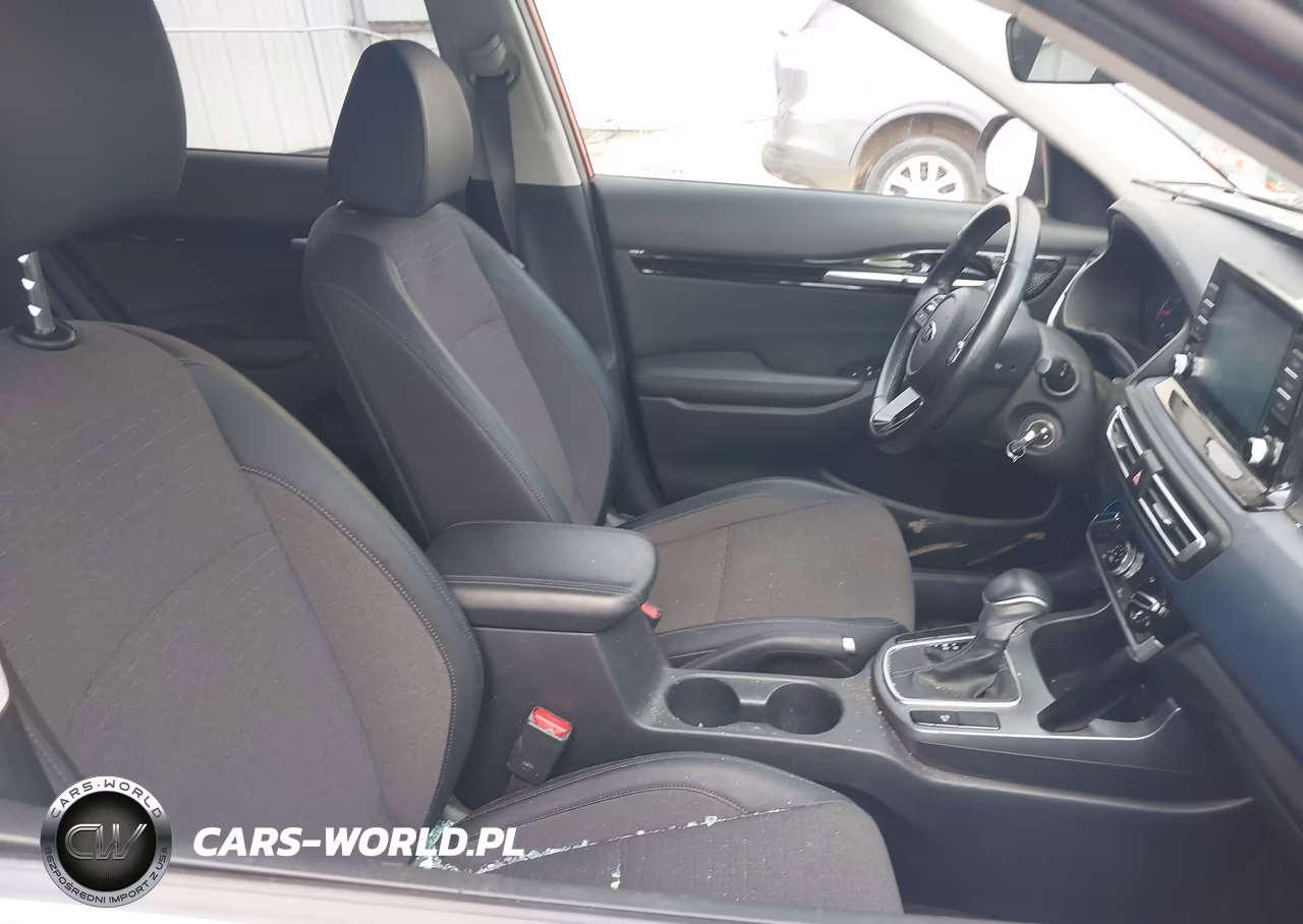 2021 Kia Seltos S VIN:KNDEU2AAXM7215069 - 5