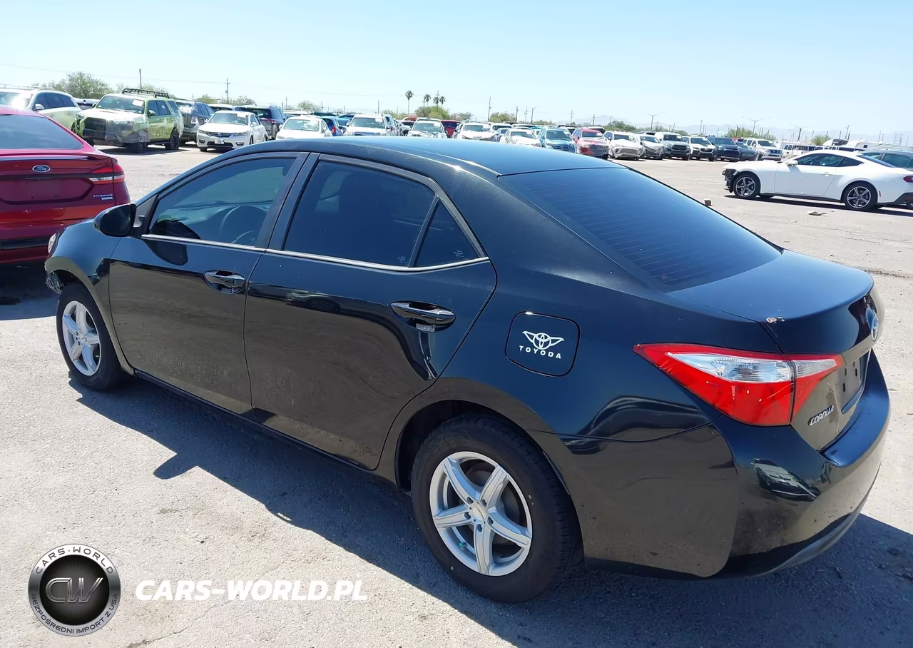 2015 Toyota Corolla L VIN:5YFBURHE7FP185826 - 3