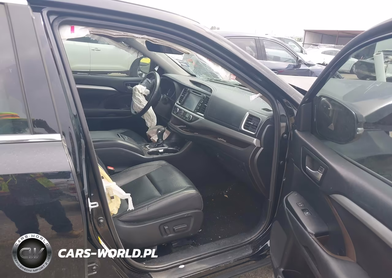2018 Toyota Highlander Xle VIN:5TDKZRFH2JS537712 - 5