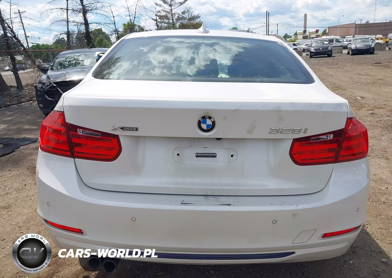 2015 BMW 328I xDrive VIN:WBA3B5G57FNS12571 - 16