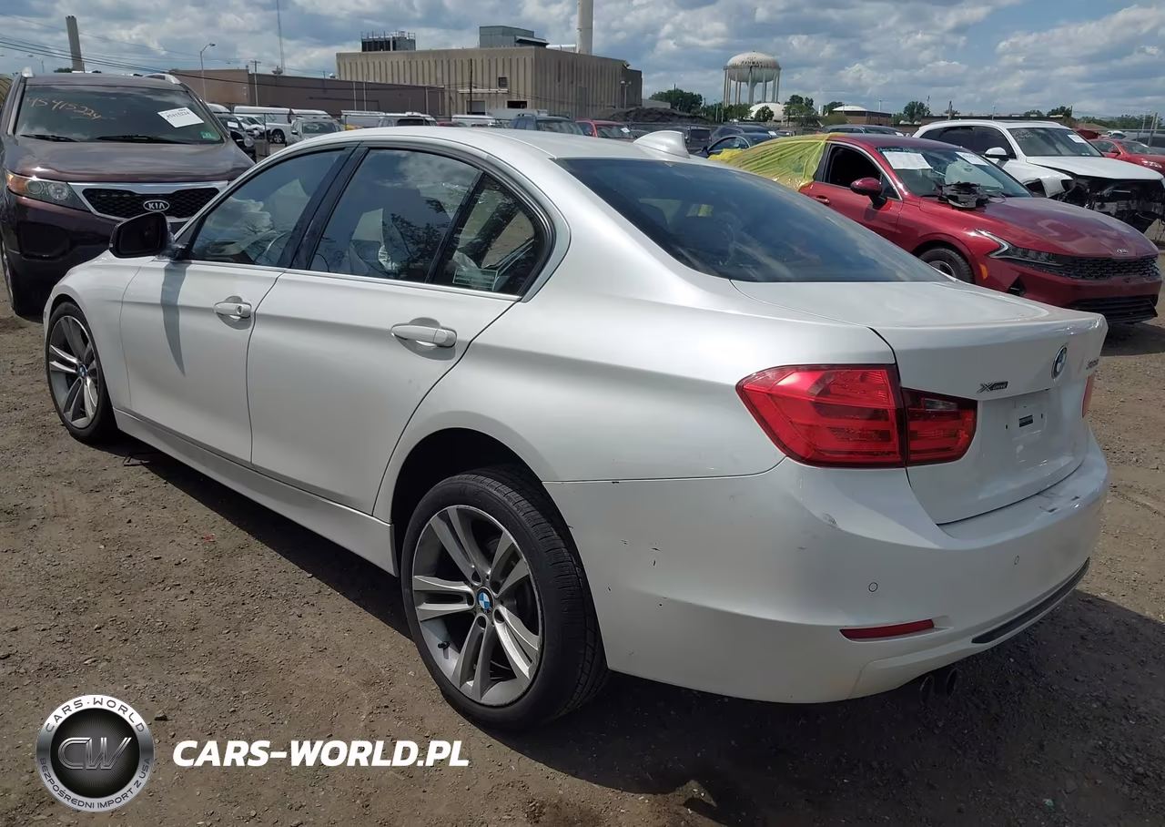 2015 BMW 328I xDrive VIN:WBA3B5G57FNS12571 - 3