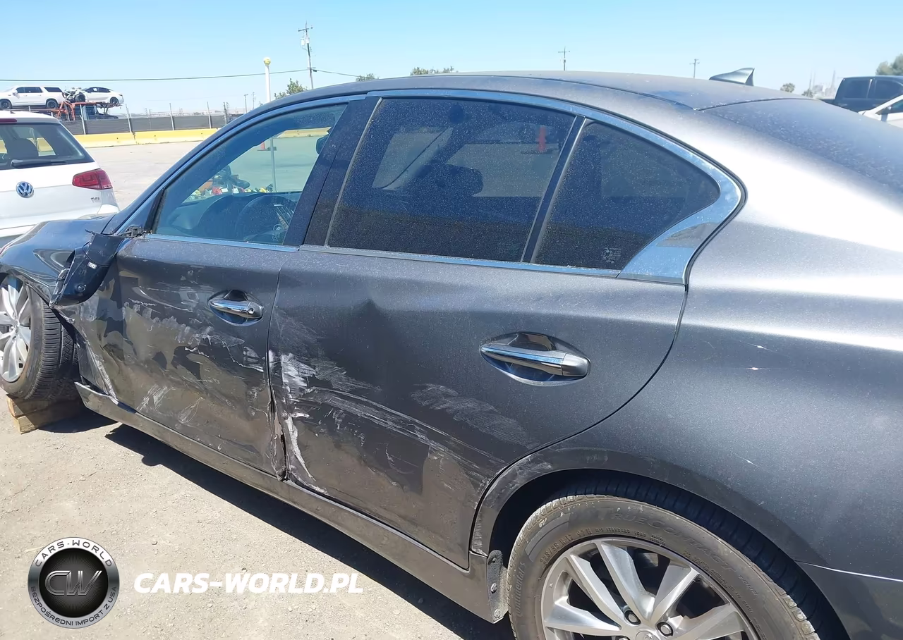 2015 Infiniti Q50 Hybrid Premium VIN:JN1AV7AP3FM790036 - 14