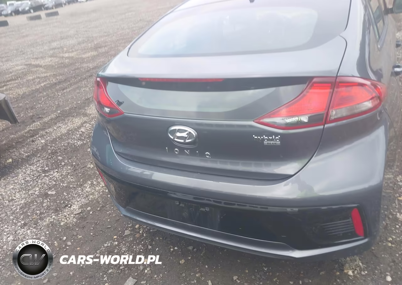 2018 Hyundai Ioniq Hybrid Blue VIN:KMHC65LC4JU102924 - 16