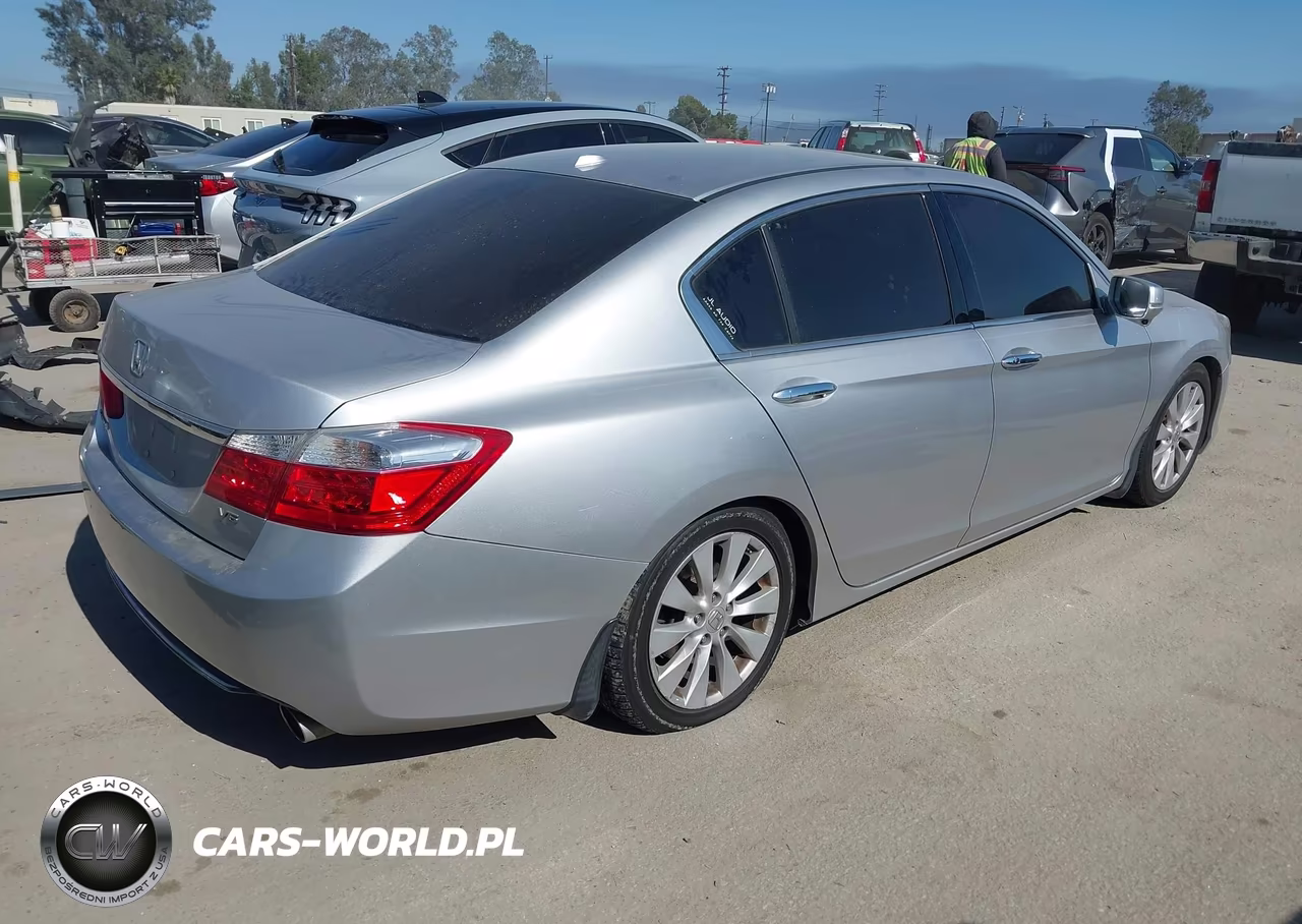 2015 Honda Accord Ex-L V-6 VIN:1HGCR3F82FA000989 - 4