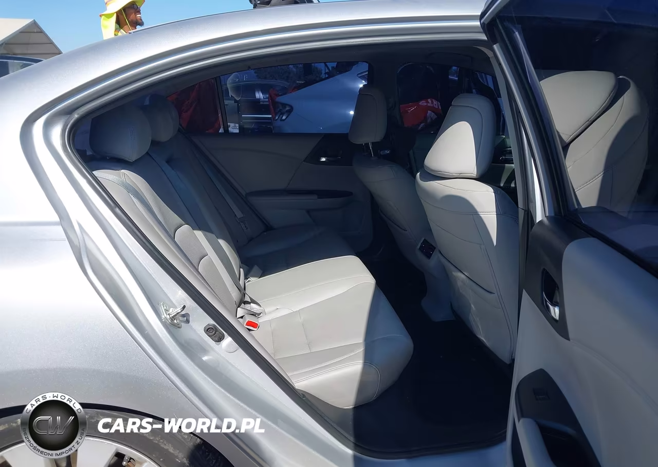 2015 Honda Accord Ex-L V-6 VIN:1HGCR3F82FA000989 - 8