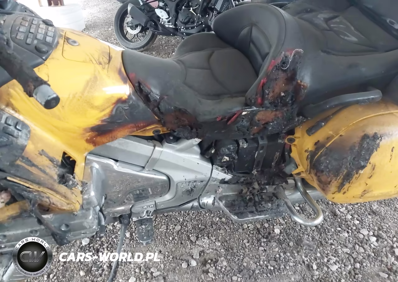 2001 Honda Gl1800 VIN:1HFSC47041A002008 - 13